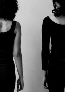Eine Ausstellung des Fachbereichs Gegenständliche Malerei zum Thema "Grenzen", Künstler_innen: Nour Shantout, Danielle Pamp


 Öffnungszeiten täglich von 11.00 h – 20.00 h