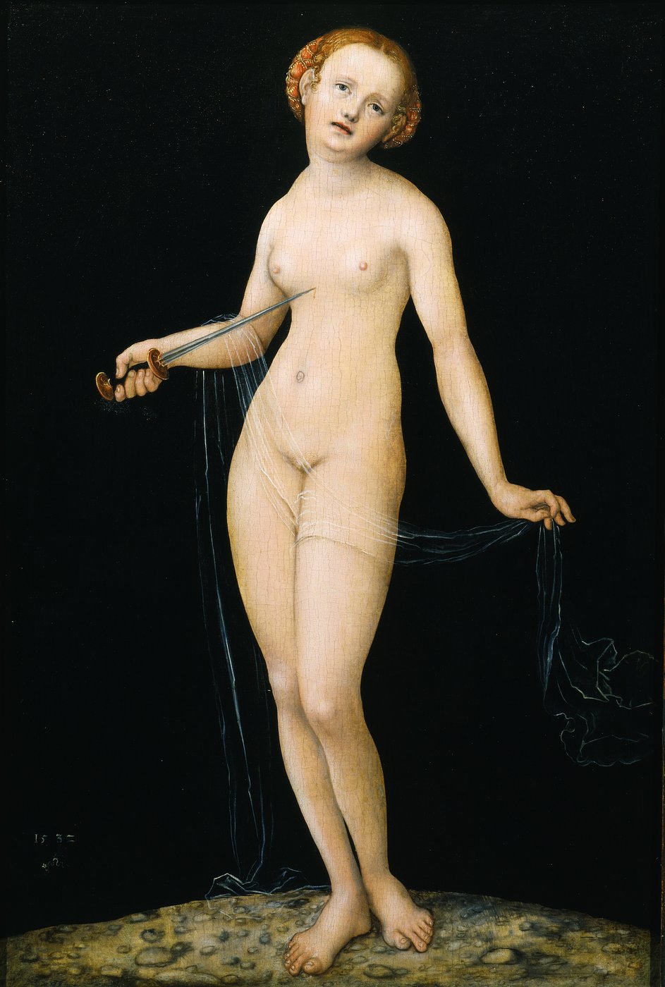2a The portrait-format painting depicts the naked, standing Lucretia shortly before the moment of her suicide. She is pointing a long dagger at her chest while at the same time holding a fine, long, transparent cloth with the fingers of her left hand. The cloth continues over her right forearm until it finally touches the ground. From her young, round, doll-like face, her inner pain and despair can be read. Her ginger curly hair is strictly braided backwards into a crown. Due to the black, monochromatic background and the small section of the stony ground, the painting has a two-dimensional effect.