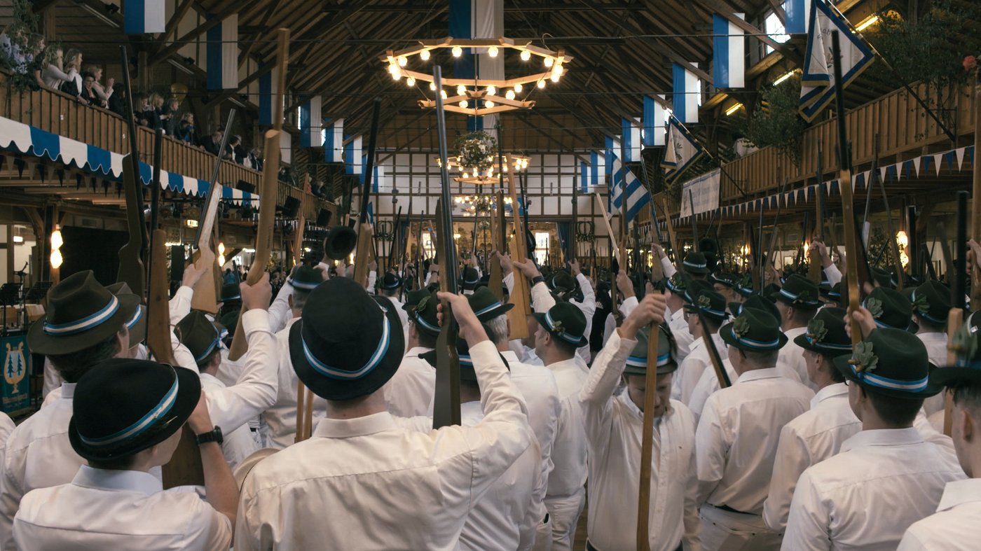 Schützenfest (footage) by Lennart Hüper. Color, 13 min